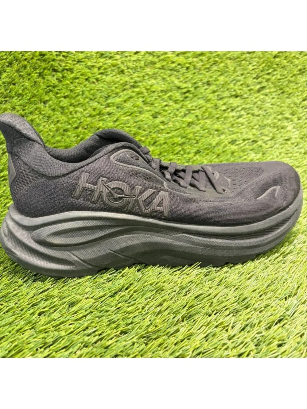 Hoka One One Clifton 10 Womens Size 9 Black Athletic Running Shoes Sneakers